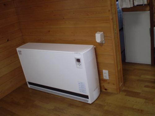 家が暖かく♪蓄熱暖房機設置工事