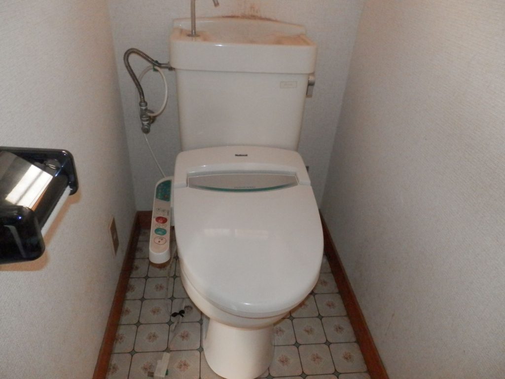 トイレ交換工事