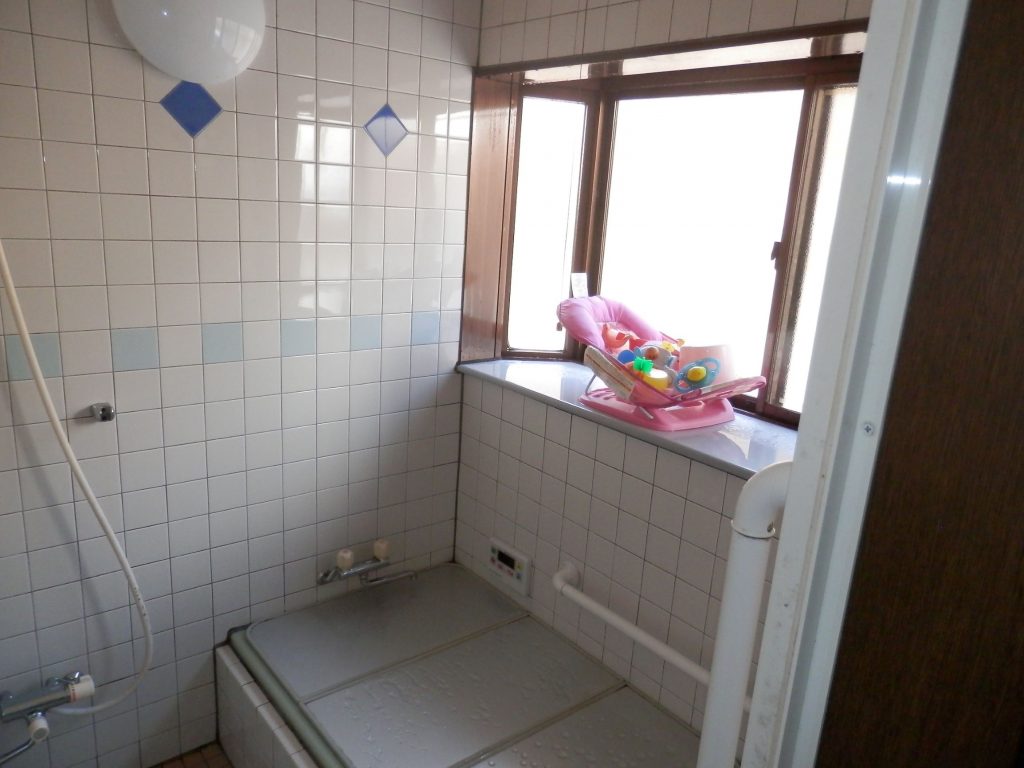 綺麗なお風呂で気分一新♪ユニットバス設置工事