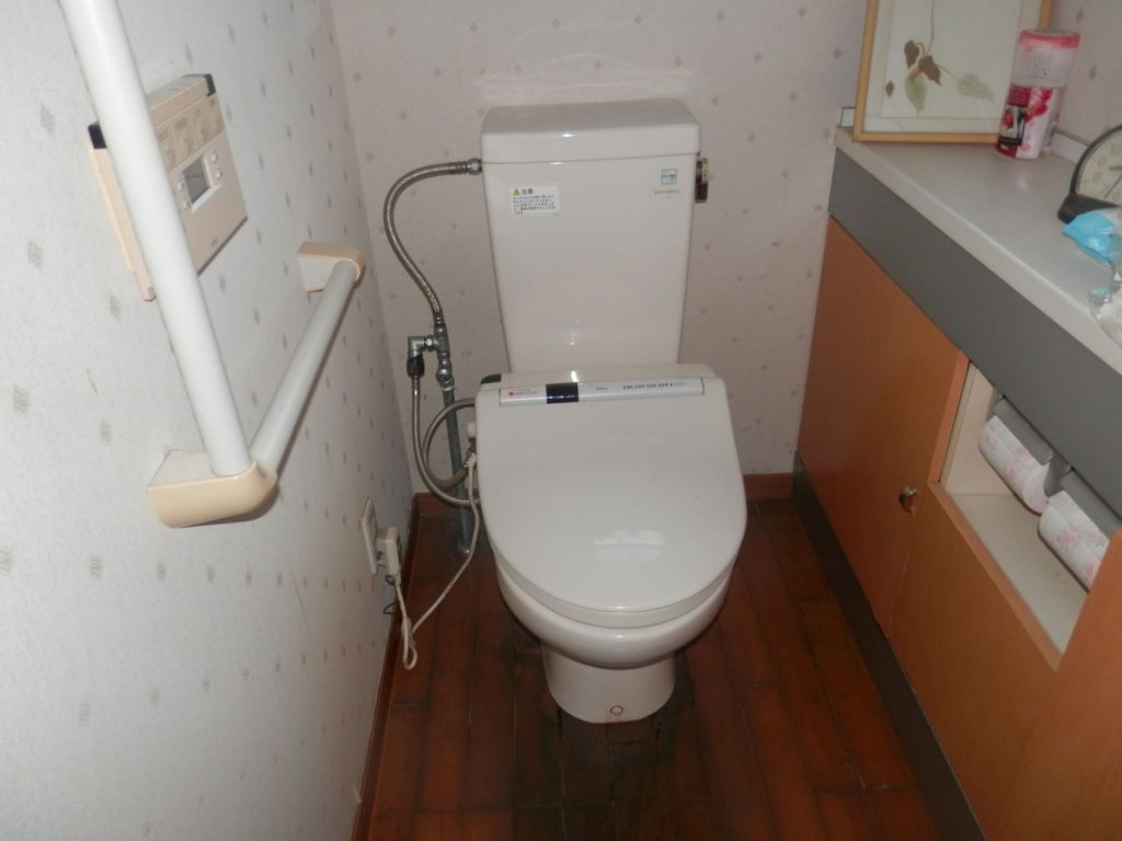 トイレ交換工事