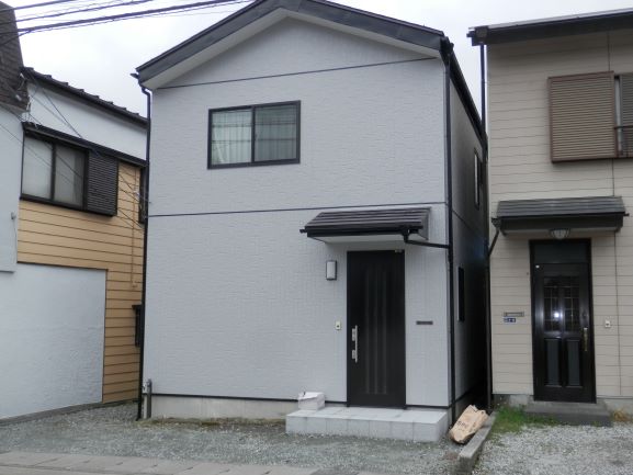 【富士吉田市】傷む前に塗るのがオススメ、屋根外壁塗装工事