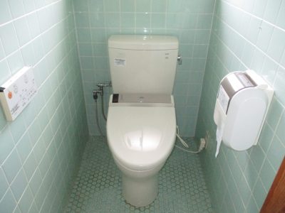 トイレ交換工事